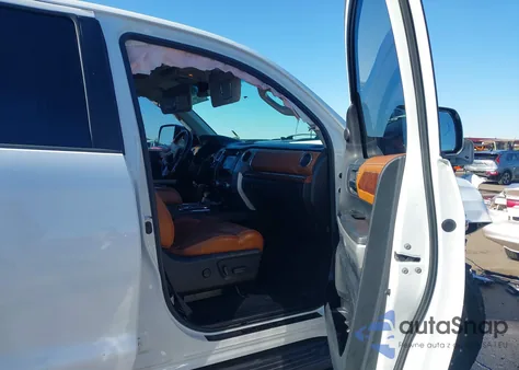 2015 Toyota Tundra 1794 5.7L V8 z USA, uszkodzony, nr VIN 5TFAW5F17FX473071